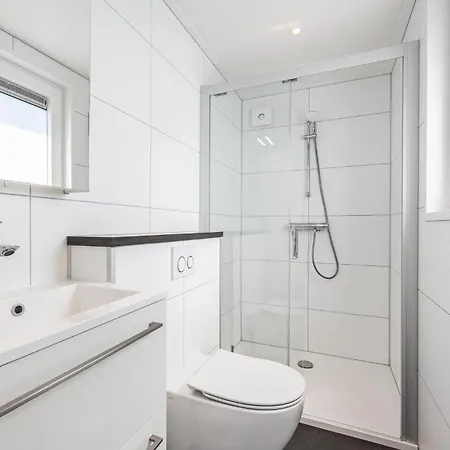 Pet Friendly In With Jacuzzi