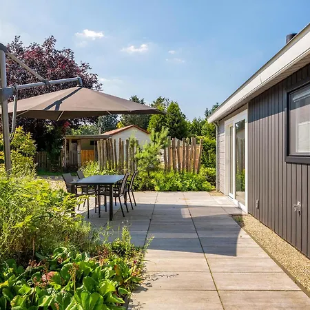 2 Bedroom Amazing In Voorthuizen